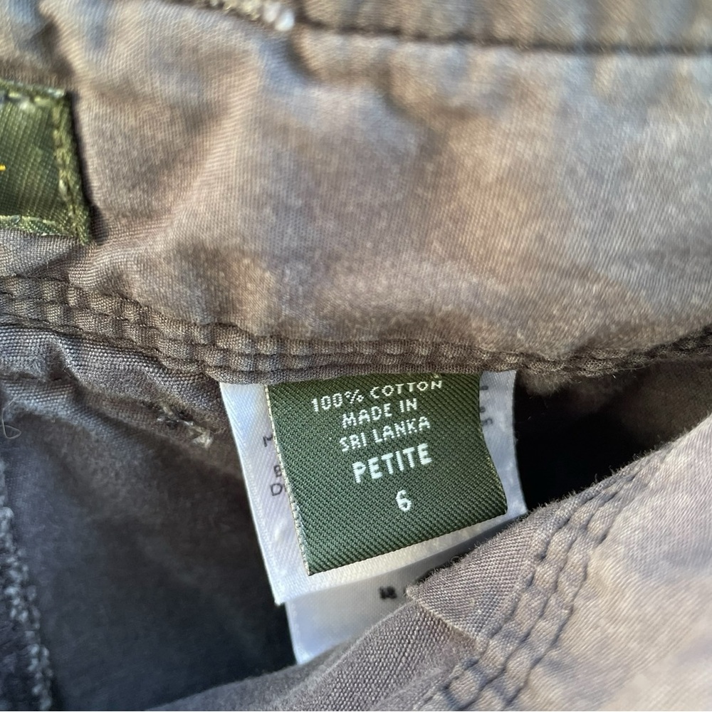 Eddie Bauer Cargo Capris Dark Steel Gray Size 6 Petite - Picture 5 of 10